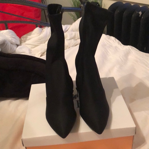 Boohoo Shoes - NWT boohoo boots